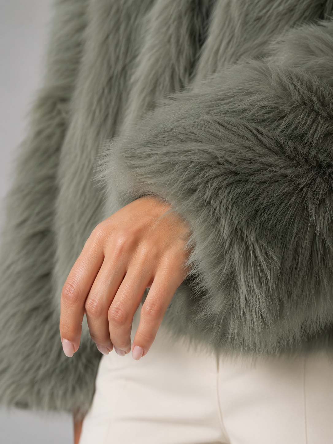 Women's Shaggy Faux Fur Jacket | Cropped Wide Collar Coat